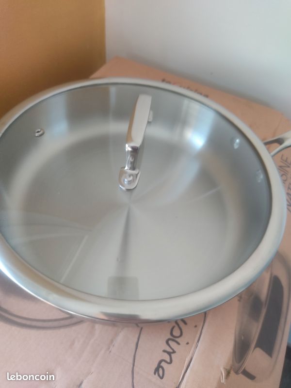 Sauteuse NEUVE (image 3)