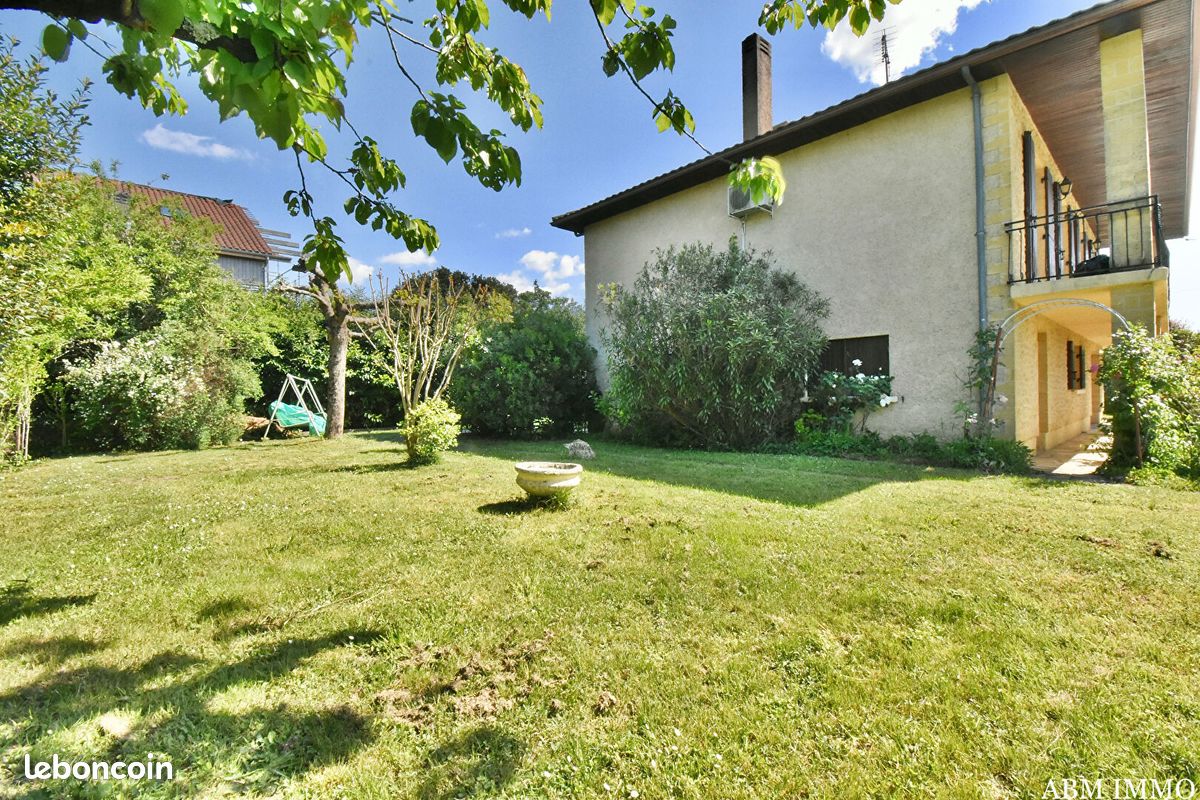 Maison 5 pièces 126 m² - Bergerac 24100 (image principale 2)