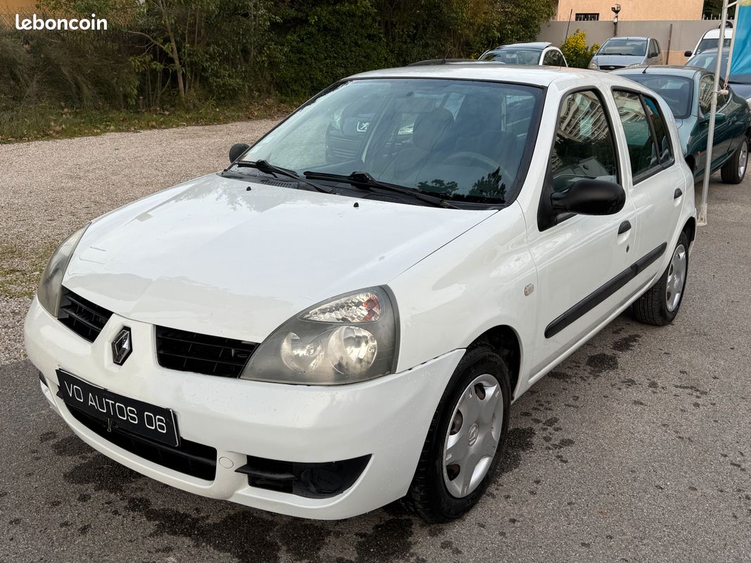 Renault Clio 1.5 dCi Campus Authentique (image 2)