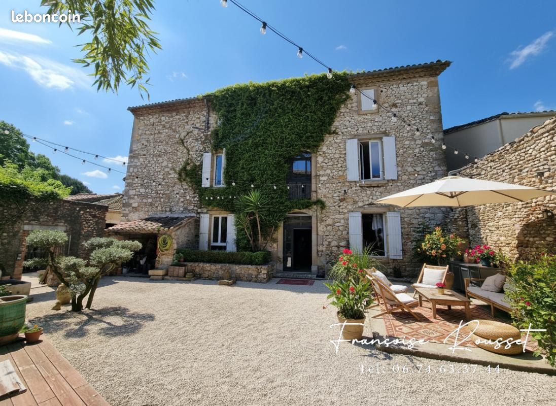 Maison 6 pièces 268 m² · à Boucoiran-Et-Nozières · 268 m² · 435 000 €
