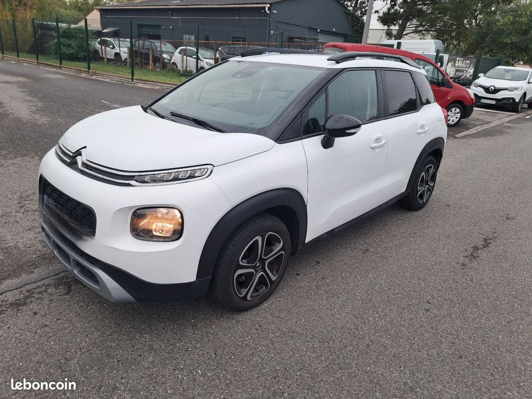 Citroen c3 aircross 1.5 hdi 120cv boite- auto eat6 (image 1)