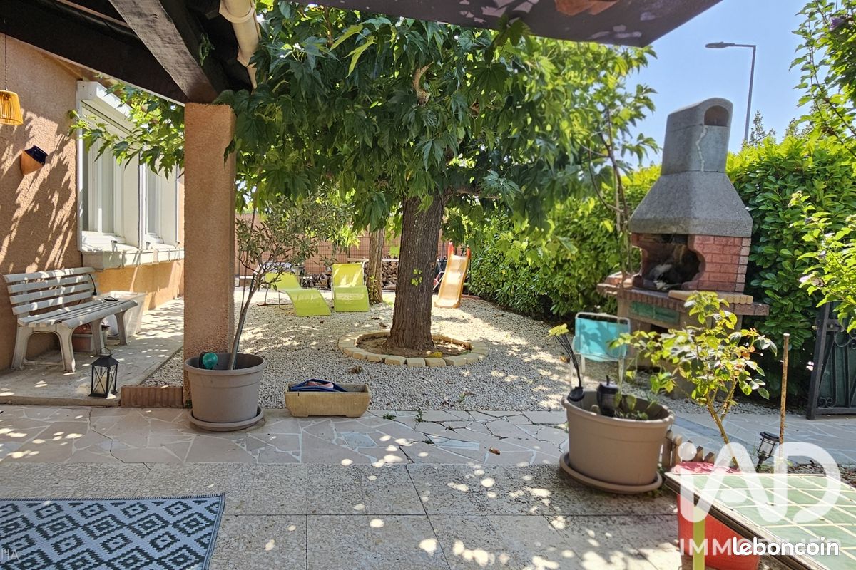 Maison 3 pièces 73 m² · à Trets · 73 m² · 295 000 €