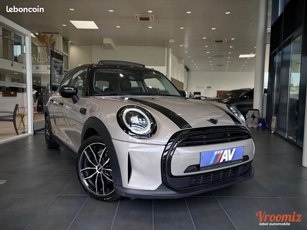 Mini Mini (F55) Cooper - 1.5 136CH - Edition Premium BVA7 (image 1)