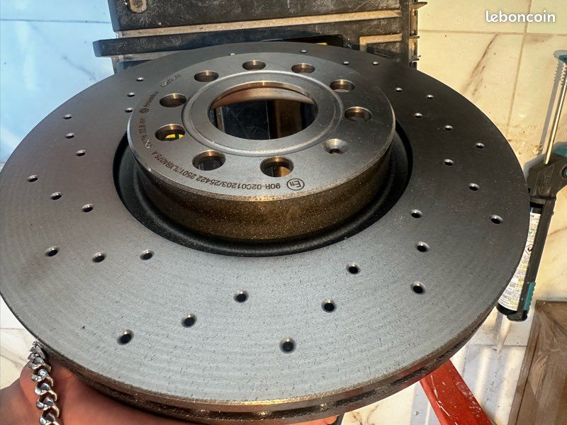 Disque de freins Golf 7 GTI (image 3)