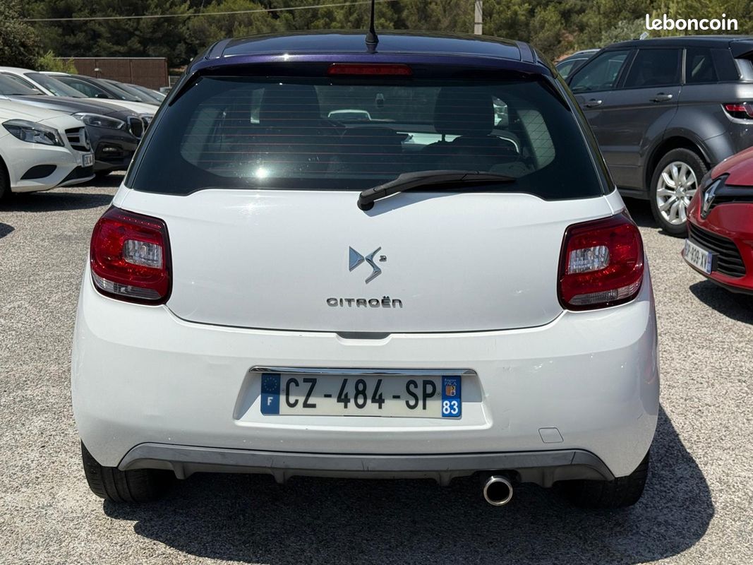 Citroen DS3 1.2 VTI PURETECH CHIC (image 12)