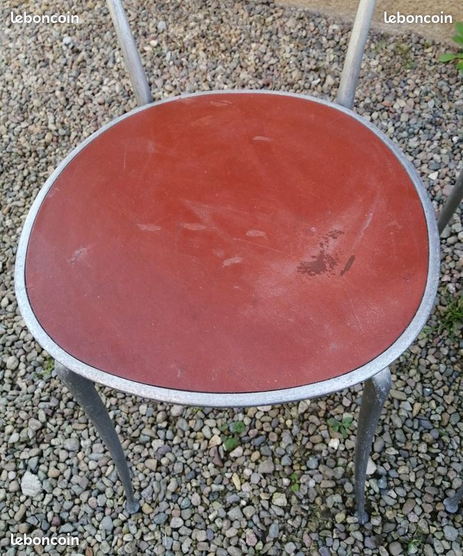 Lot 2 anciennes chaises ARPER (Italie) de bistrot en aluminium (image 4)