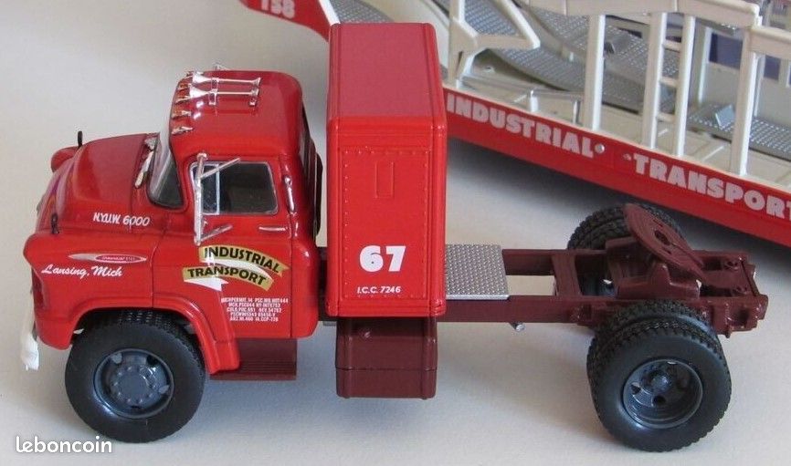 Ixo 1:43 Remorque de voiture argent TRL004-S modèle voiture TRL004-S