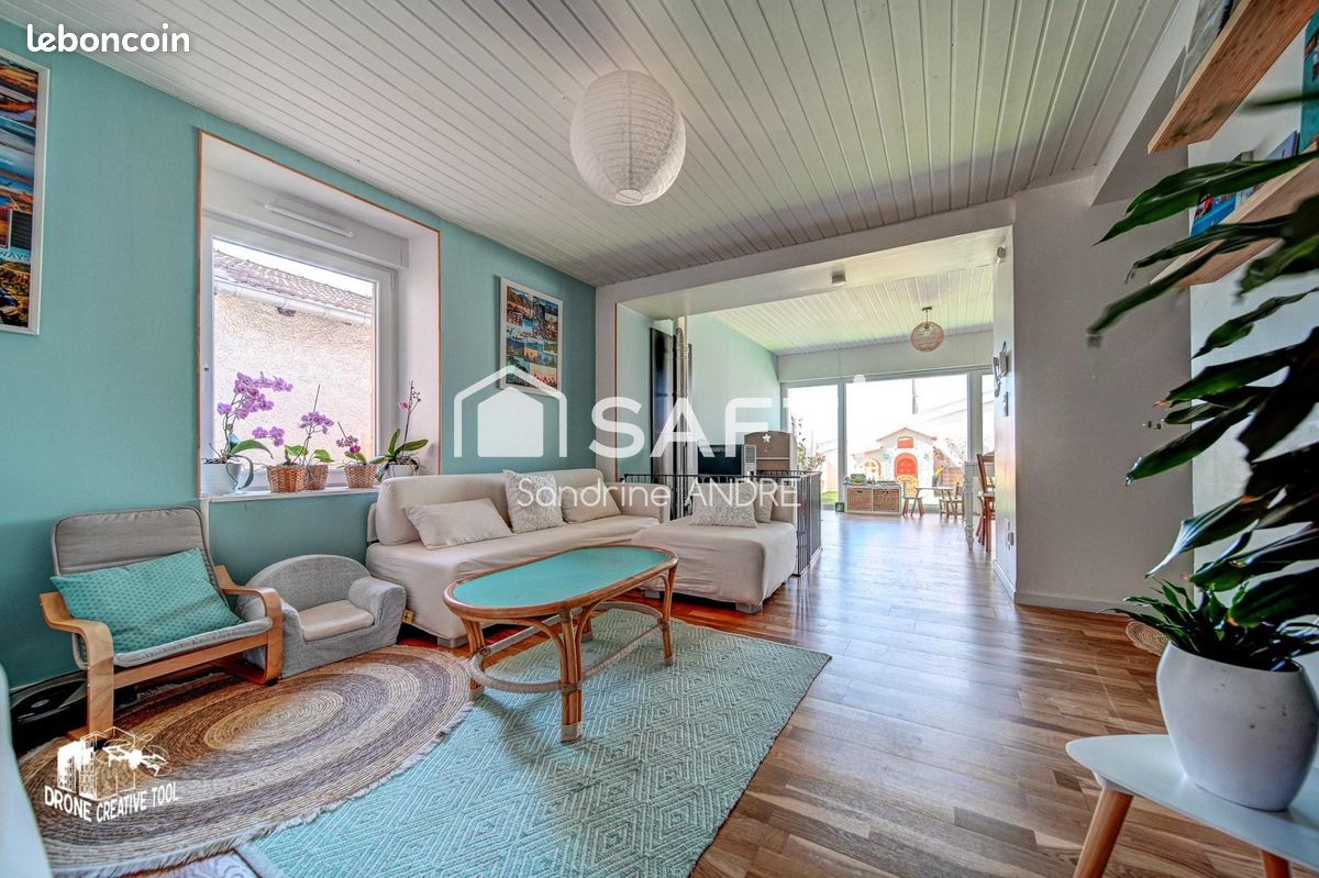 Maison 9 pièces 212 m² · à Contz-les-Bains · 212 m² · 385 000 €