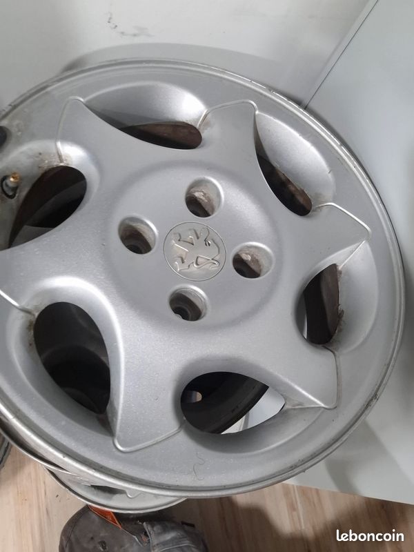 Jantes alu peugeot (image 1)