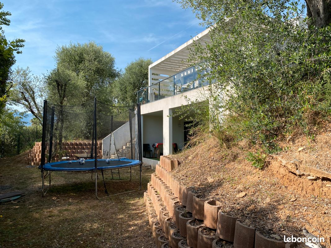 Maison 4 pièces 127 m² · à Nice · 127 m² · 875 000 €