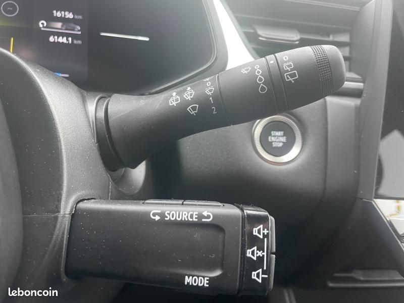 Renault Captur 1.6 E-Tech full hybrid 145ch Evolution (image 18)