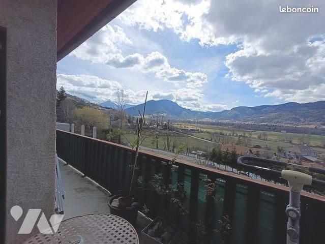 Maison 8 pièces 127 m² · à Seyne · 127 m² · 323 500 €