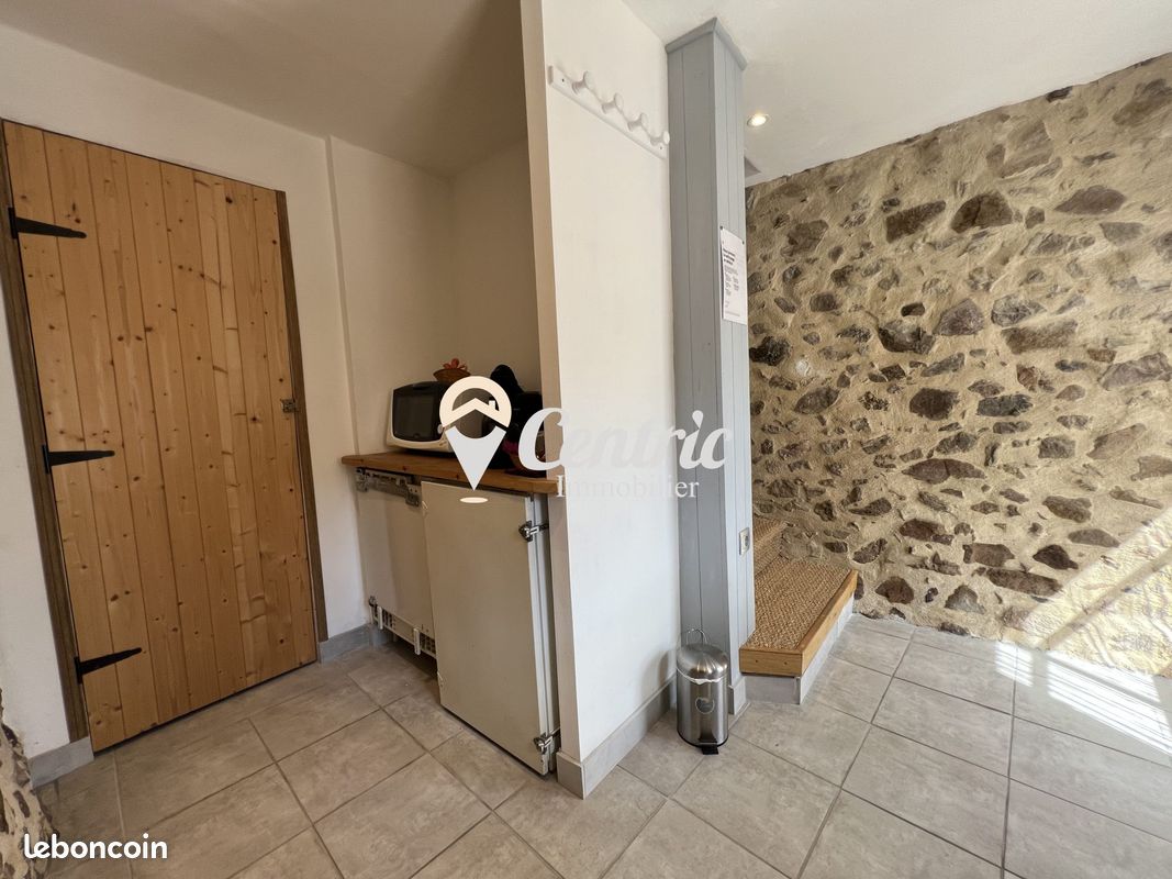 Maison 7 pièces 164 m² - Argentonnay 79150 Moutiers-sous-Argenton (image principale 14)