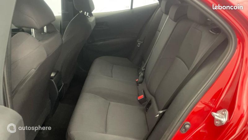 Toyota Corolla 1.8 140ch Active MY23 (image 13)
