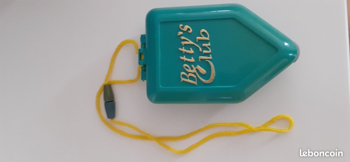 Polly Pocket Bettys Club (image 1)