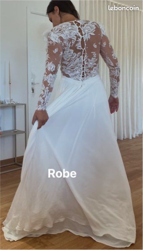 Robe de mariée dentelle Vêtements