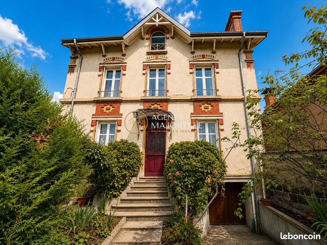 Maison 8 pièces 220 m² · à Laxou · 220 m² · 399 000 €