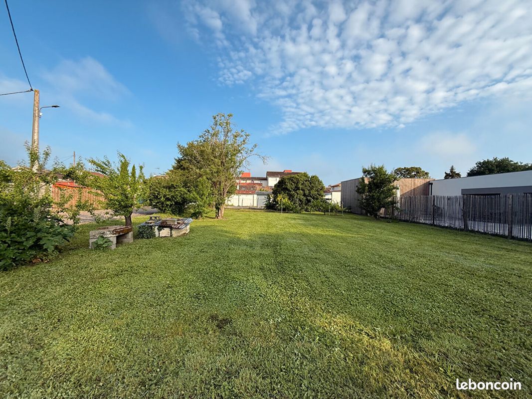Terrain 500 m² · à Libourne · 500 m² · 162 000 €