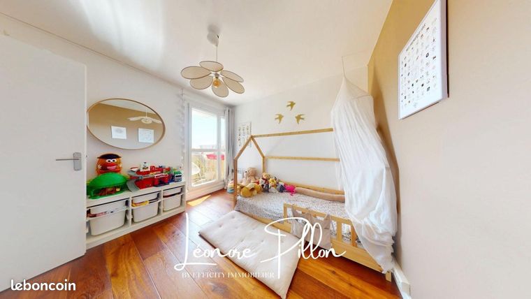 Appartement 4 pièces 82 m² — 8