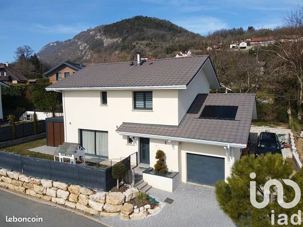 Maison 6 pièces 131 m²