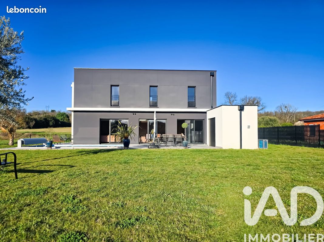 Maison 7 pièces 190 m² · à Montauban · 190 m² · 599 000 €