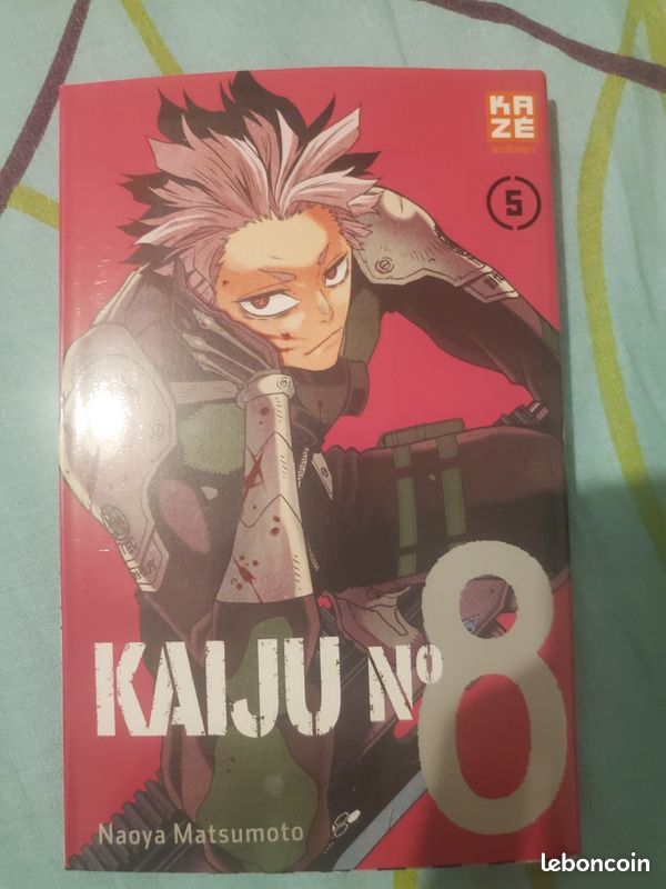 Collection de livre kaiju (image 9)