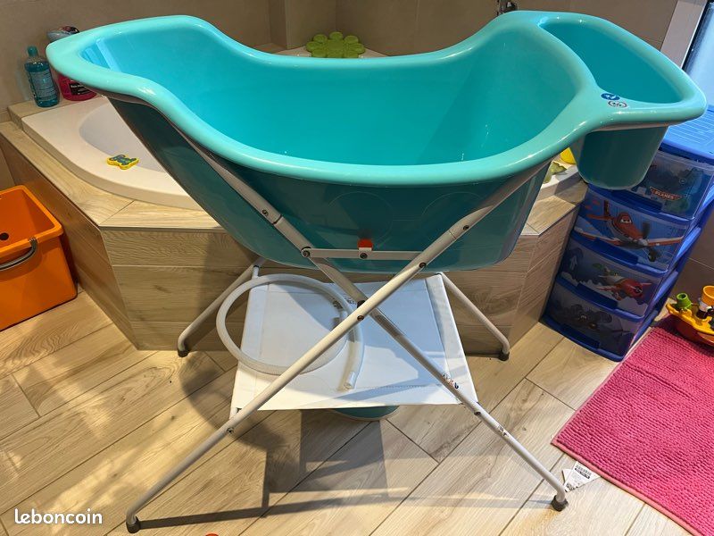 Baignoire bébé sur pied (image 1)