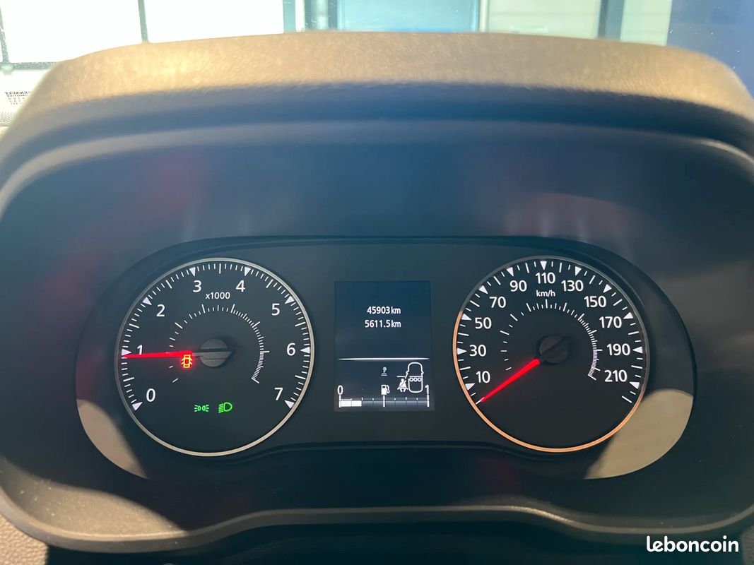 DACIA DUSTER 1.0 ECO-G 100 EXTREME – 2023 – MANUELLE – 46 000 km – CARPLAY – SIEGES CHAUFFANTS – 1ERE MAIN - SUIVI COMPLET DACIA (image 8)