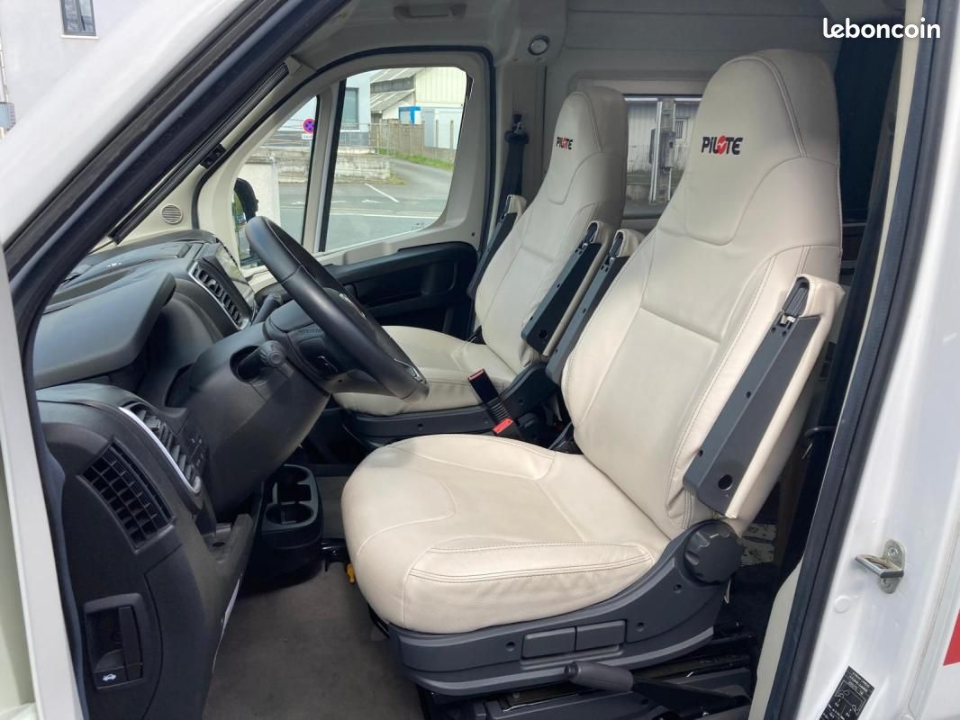 Fiat Ducato PILOTE CAMPING CAR 2.2 JTD 140 CH GARANTIE 6 MOIS / REPRISE POSSIBLE (image 8)