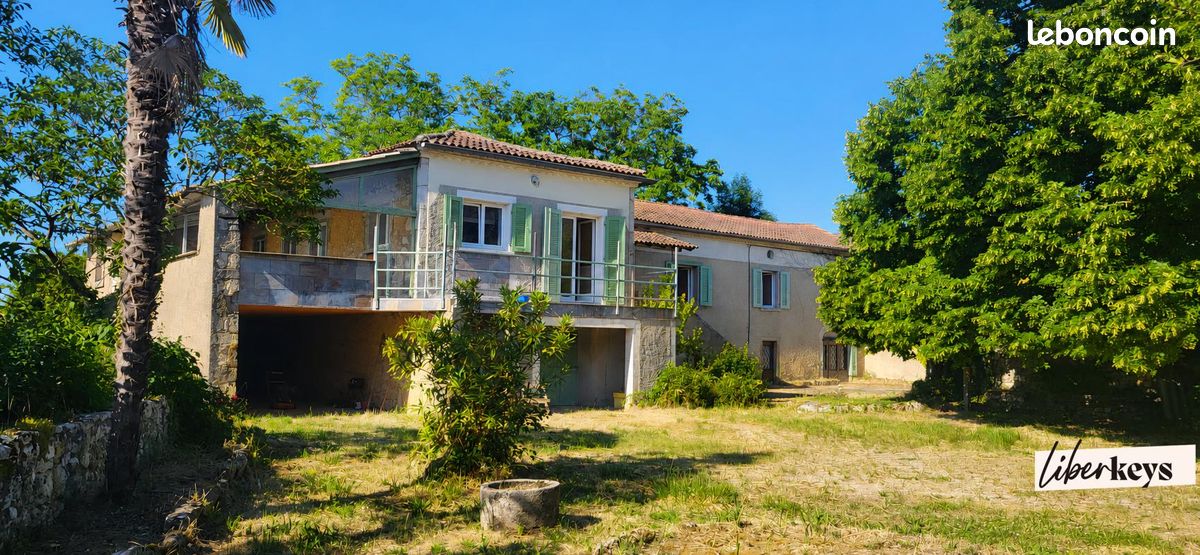Maison 6 pièces 260 m² · à Bournazel · 260 m² · 319 000 €