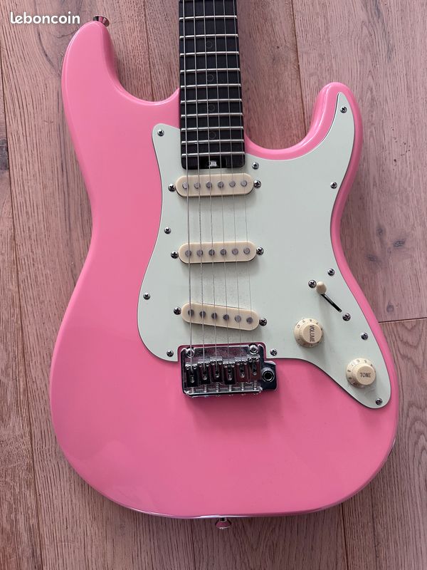 Guitare stratocaster Schecter Nick Johnston Traditional SSS Atomic Coral (image 2)