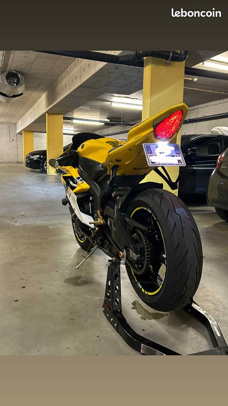 Yamaha r6 2007 - Motos