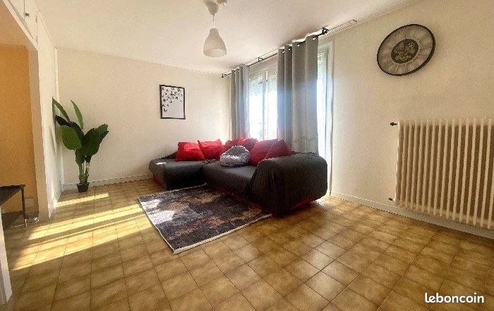 Appartement 5 pièces 90 m² · à Orléans · 90 m² · 101 970 €