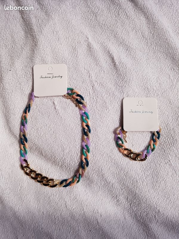 Collier et Bracelet Acrylique Neuf (image 1)