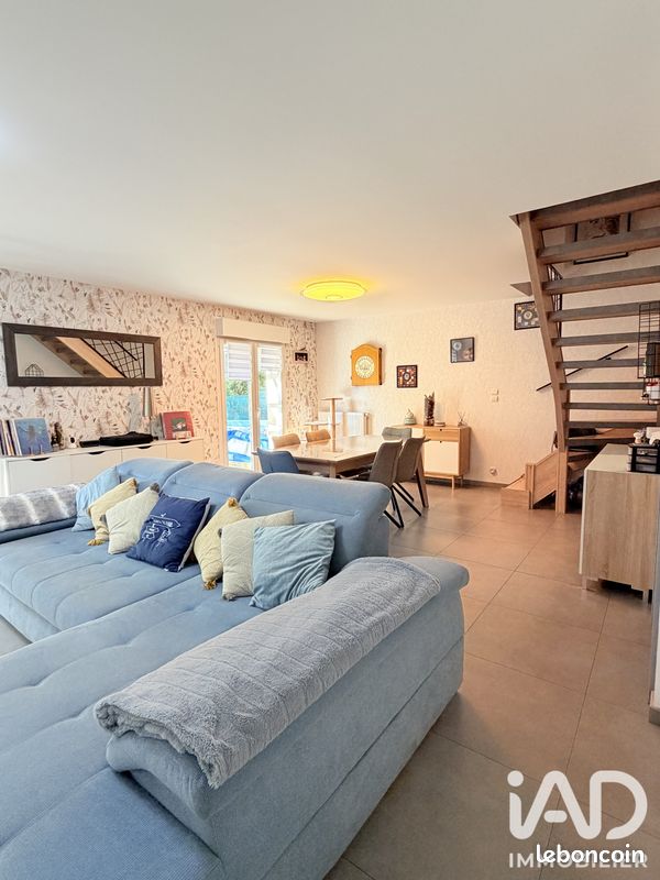 Maison 5 pièces 120 m² · à Verny · 120 m² · 379 000 €