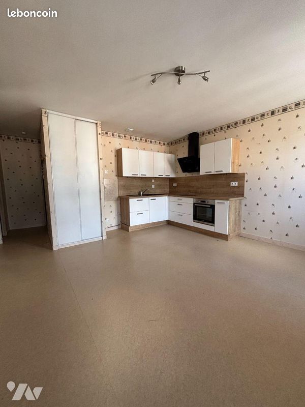 Appartement 3 pièces 52 m² · à Fougères · 52 m² · 590 €/mois