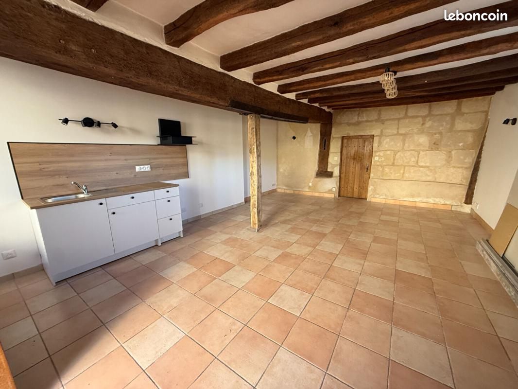 Maison 3 pièces 76 m² · aux Bois d'Anjou · 76 m² · 800 €/mois