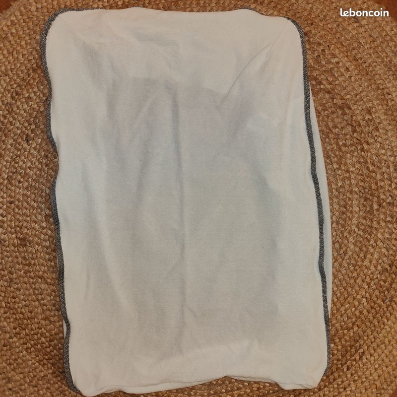 Matelas à langer Ikea Vadra + 2 housses de protection (image 4)