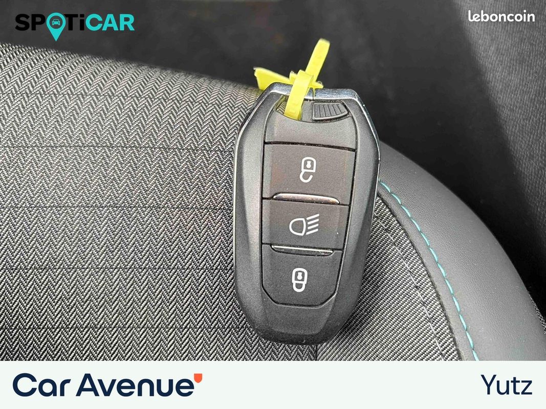PEUGEOT 208 PureTech 100 S&S BVM6 Allure Pack (image 21)