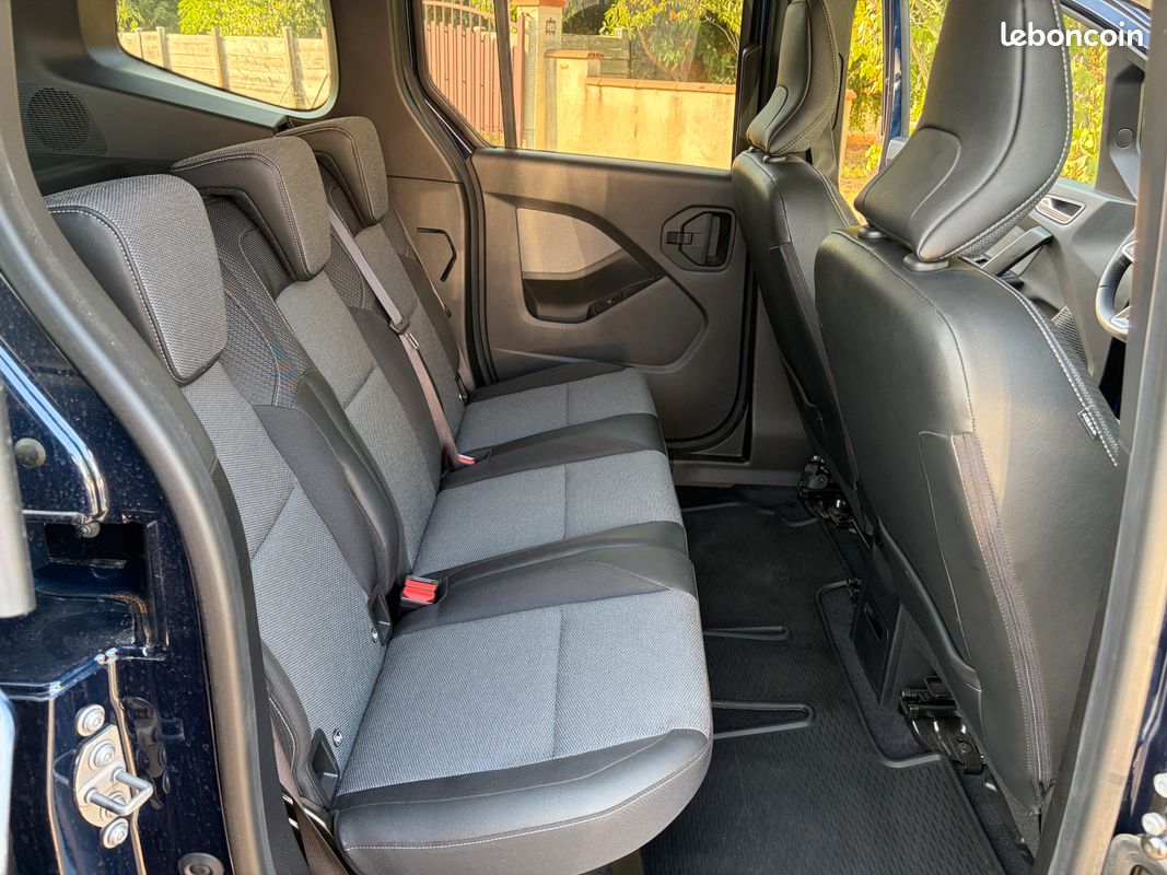 Renault Kangoo Blue dCI 115ch EDC Techno 1ere Main (image 5)