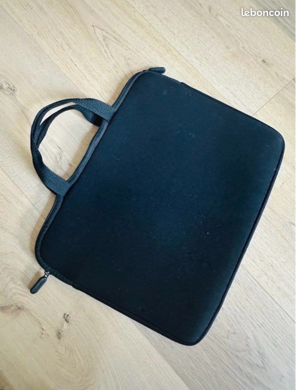 Housse pc portable 29*39 cm noir (image 1)