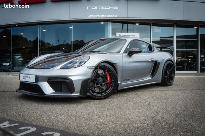Porsche Cayman 2022