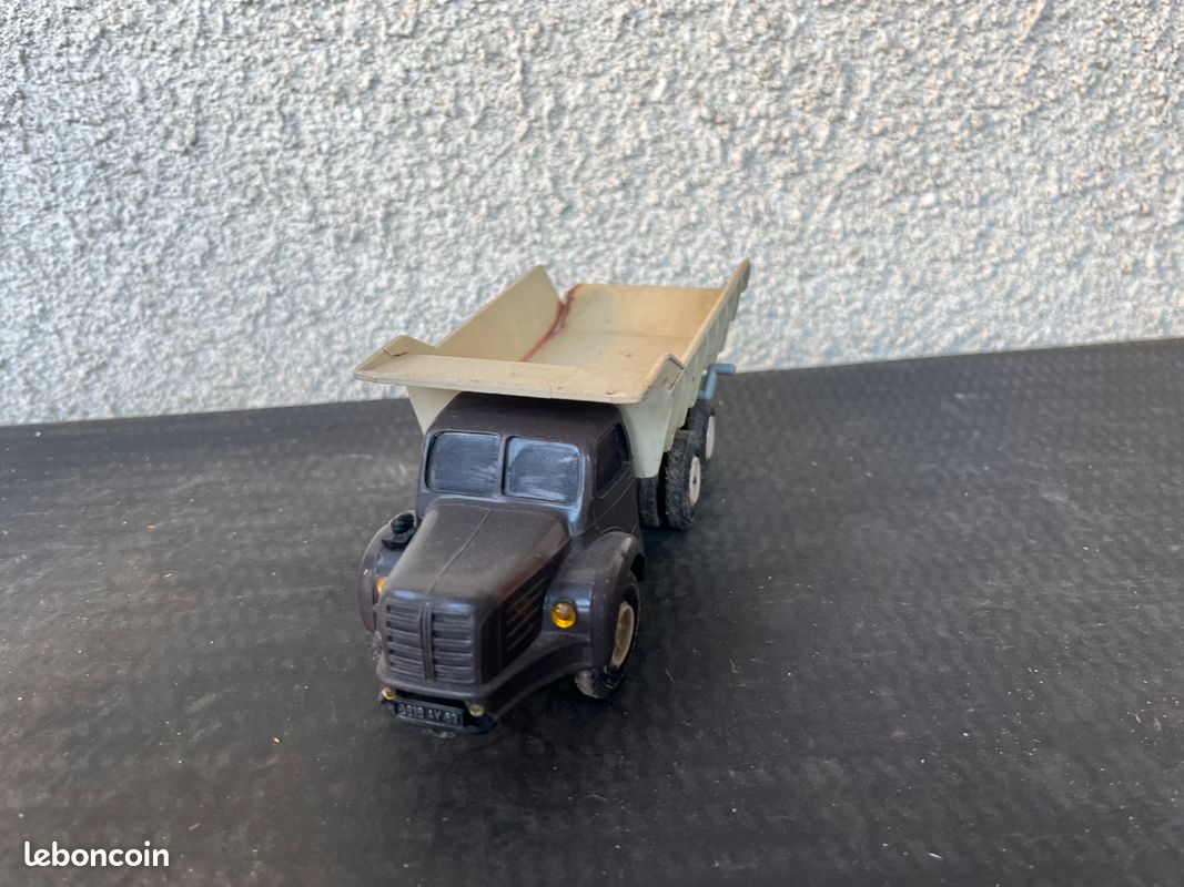 Norev 1/43 berliet TBO multibenne benne manque la benne mais le reste est en bon état - Collection