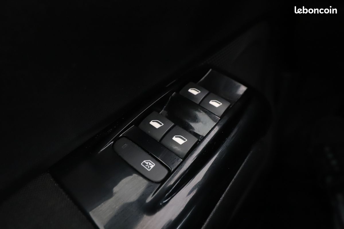 Citroen C3 1.5 Blue-HDi Origins 102 ch (image 24)