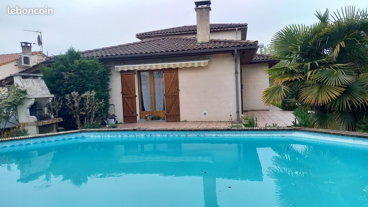 Maison 5 pièces 117 m² · à Mérignac · 117 m² · 375 000 €