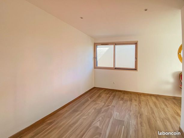 Maison 5 pièces 109 m² — 9