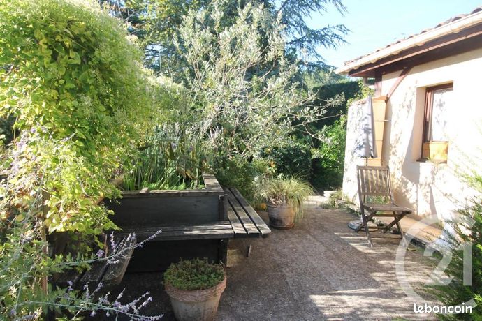 Studio 1 pièce 15 m²