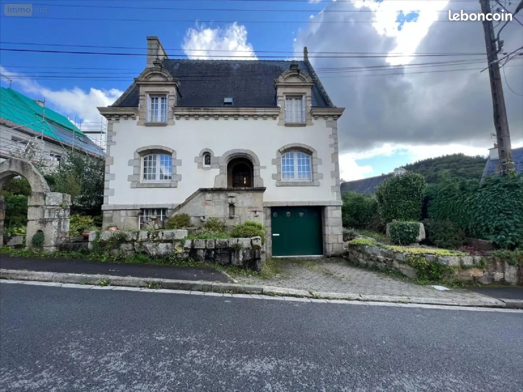 Maison 6 pièces 148 m² · à Châteaulin · 148 m² · 194 250 €