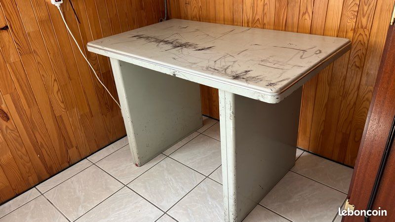Table bureau / meuble ancien (image 1)