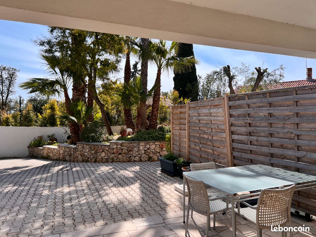Appartement 1 pièce 35 m² · à Saint-Raphaël · 34,7 m² · 140 000 €